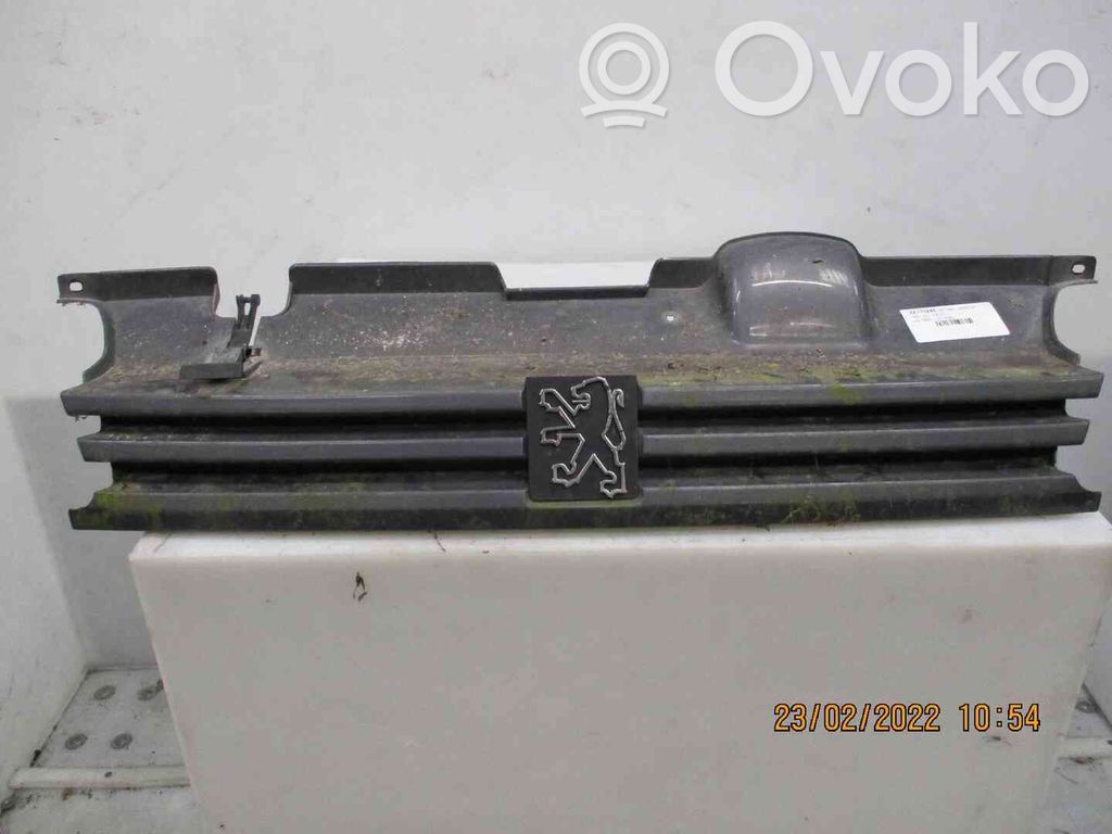 Maskownica / Grill / Atrapa górna chłodnicy   780499,22103245,2538740,VDMS4