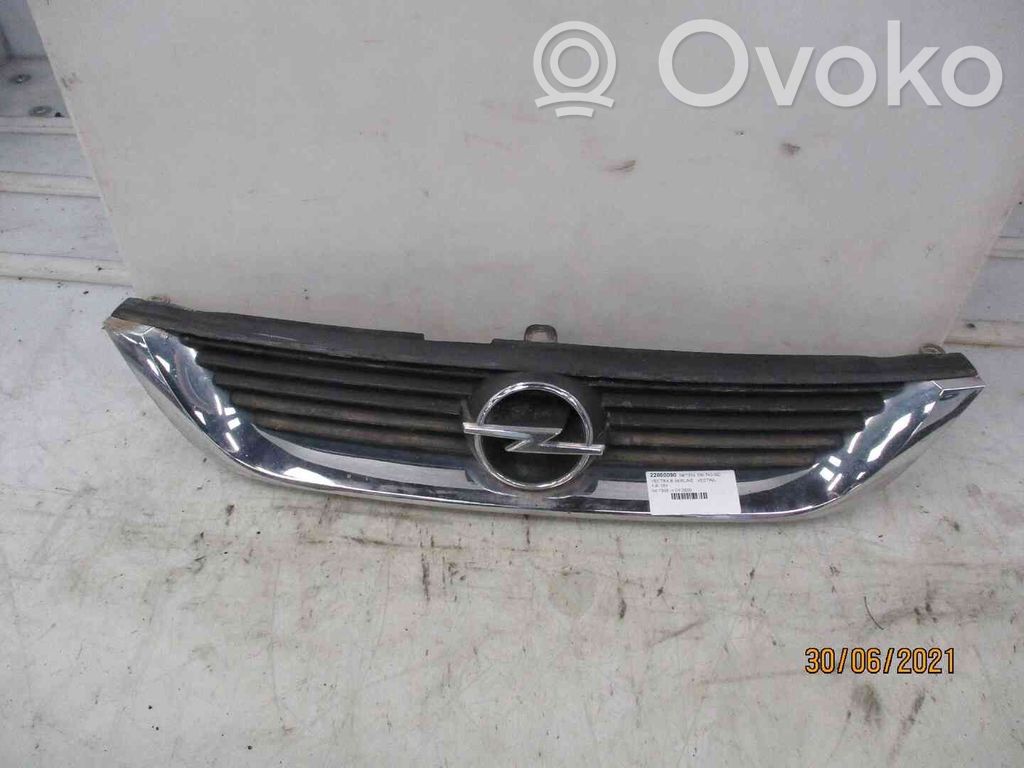 Opel Vectra B Griglia superiore del radiatore paraurti anteriore