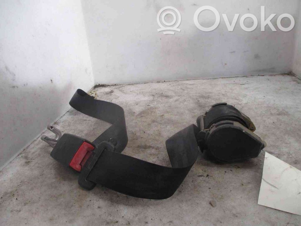 Audi A4 S4 B5 8D Pas bezpieczeństwa fotela tylnego 