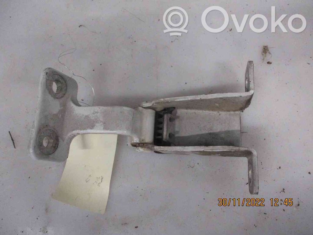 Loading door lower hinge   904115738R,22202669,2547187,VDMS4
