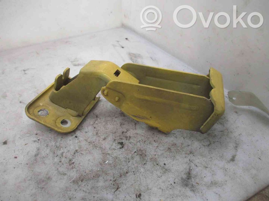 Bisagra inferior de puerta de carga   871783,21804391,2512506,VDMS4