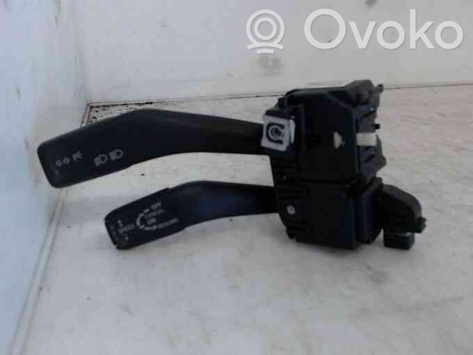 Audi A3 S3 8P Commodo de clignotant 