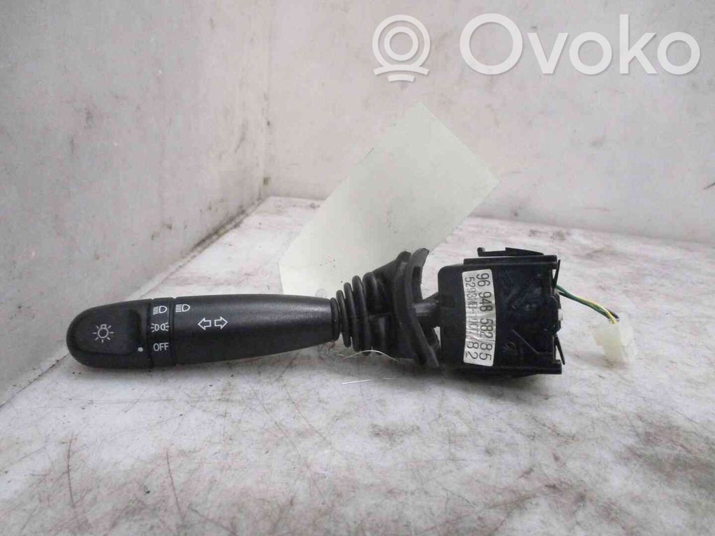 Chevrolet Spark Manetă semnalizator 