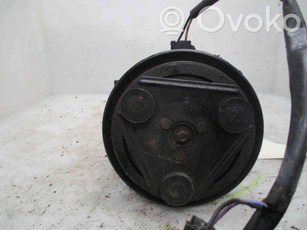 Ford Fiesta Compressore aria condizionata (A/C) (pompa) 
