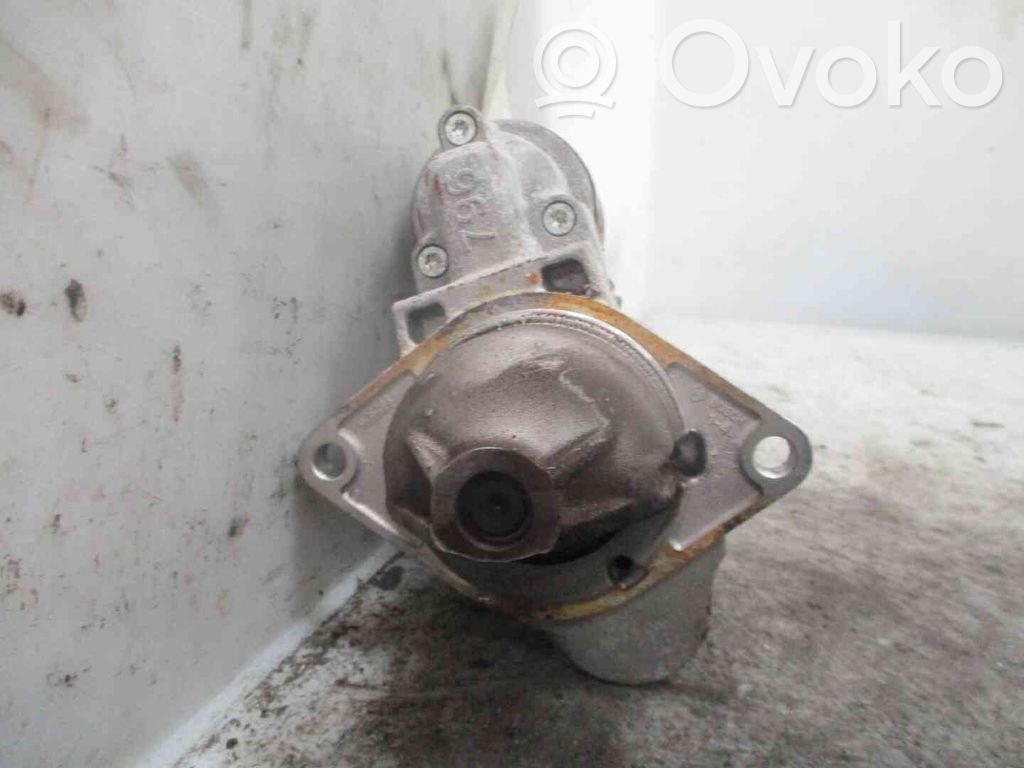 Opel Corsa D Starteris 
