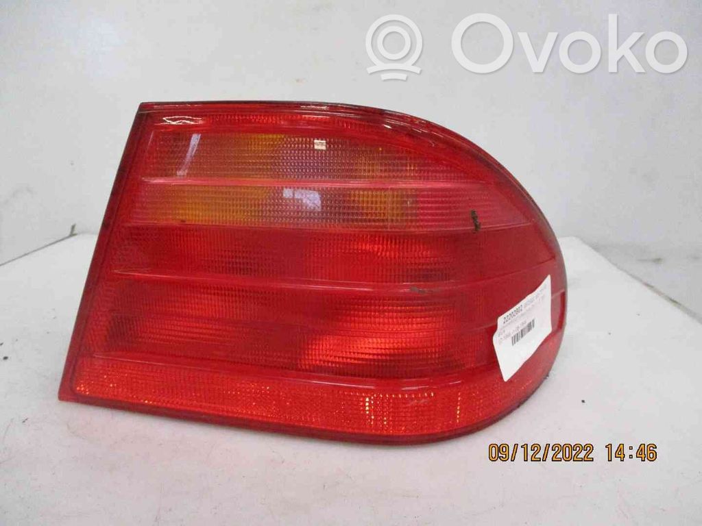 Mercedes-Benz E W210 Rear/tail lights 