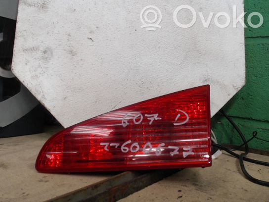 Peugeot 607 Luci posteriori del portellone del bagagliaio 