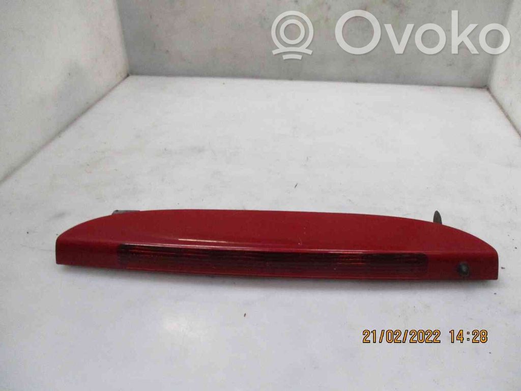 Renault Clio III Lampă frână centrală 