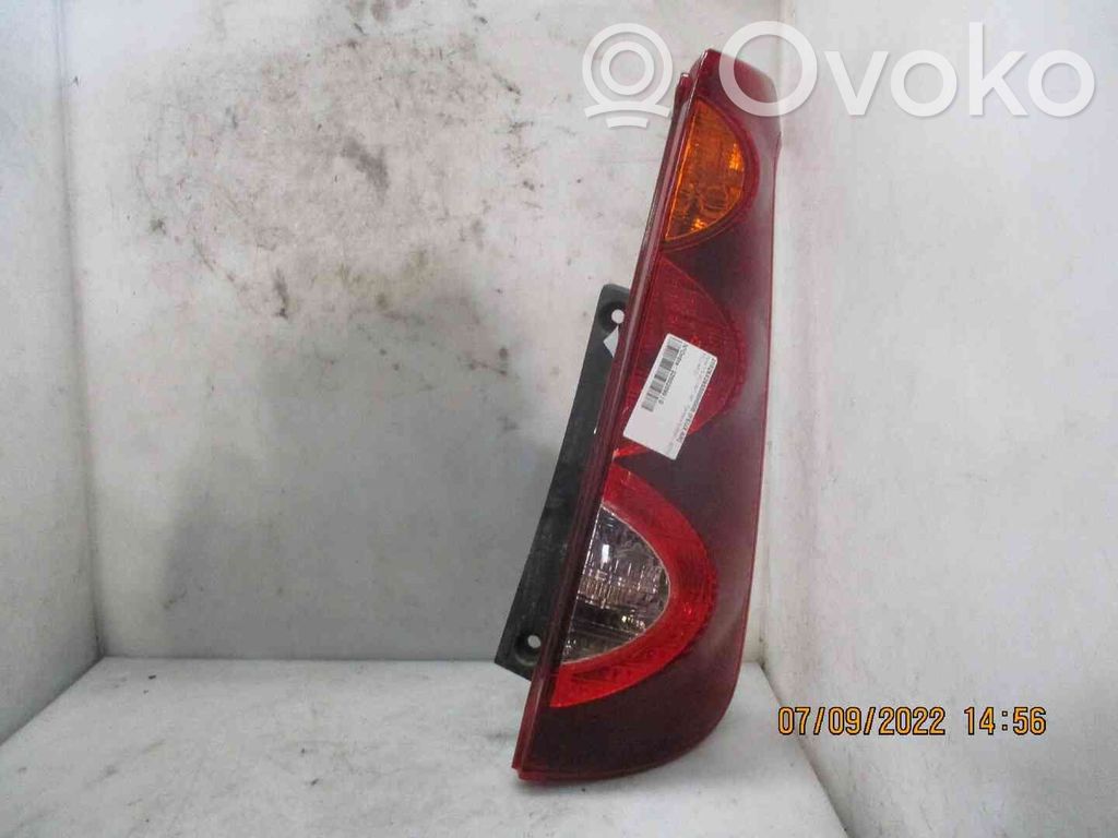 Nissan Note (E11) Lampă spate în caroserie 