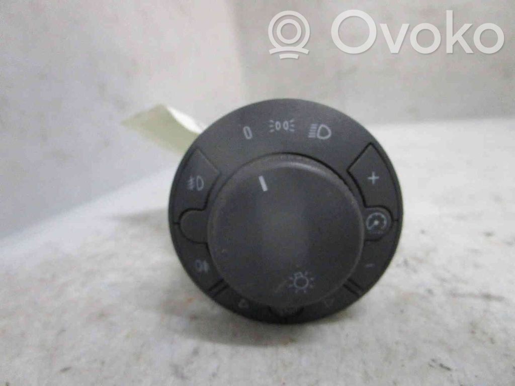 Lichtschalter   13249508,22101594,2535265,VDMS4