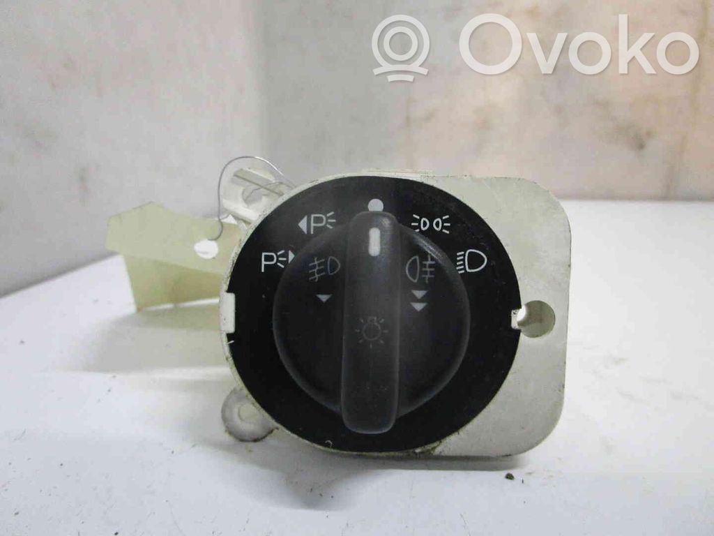 Light switch   2536,22103093,2538366,VDMS4