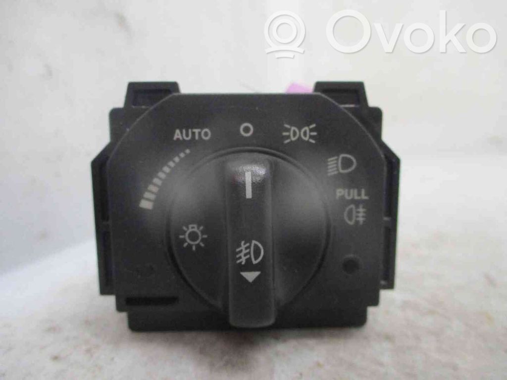 Interrupteur d’éclairage   XR82089,21102092,2496857,VDMS4