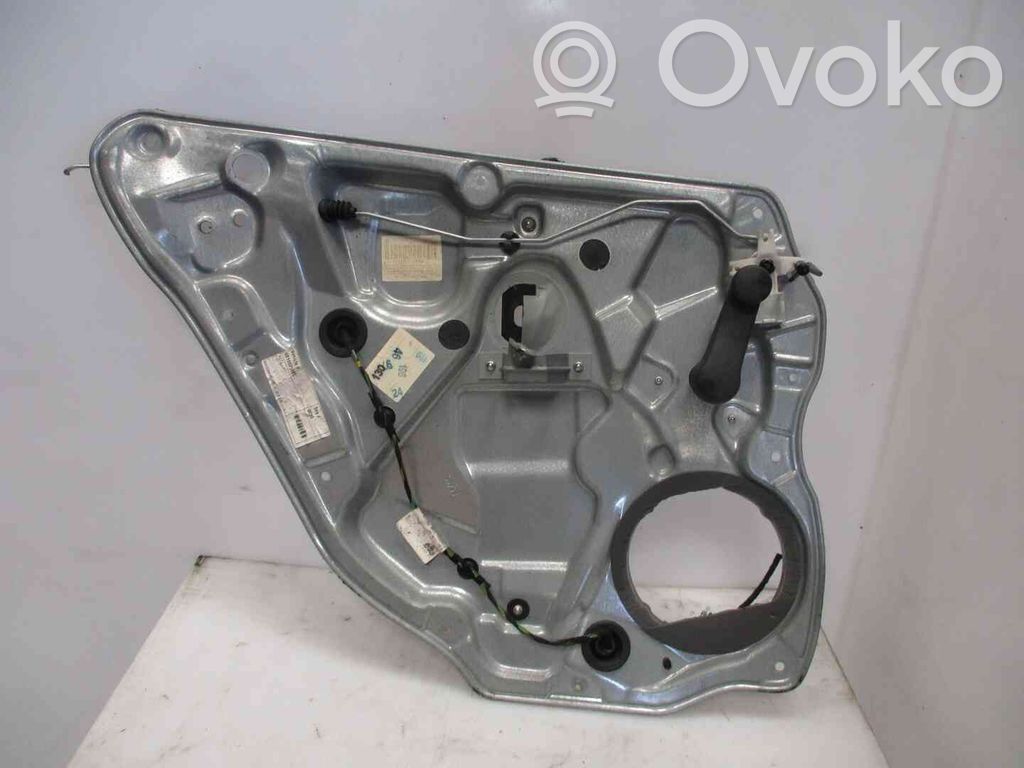 Volkswagen Polo IV 9N3 Takaoven manuaalinen ikkunan nostin 