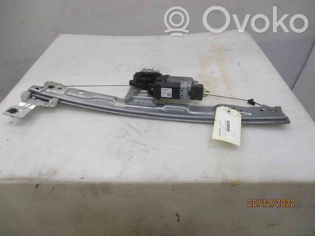 Peugeot 207 Alzacristalli della portiera anteriore con motorino 