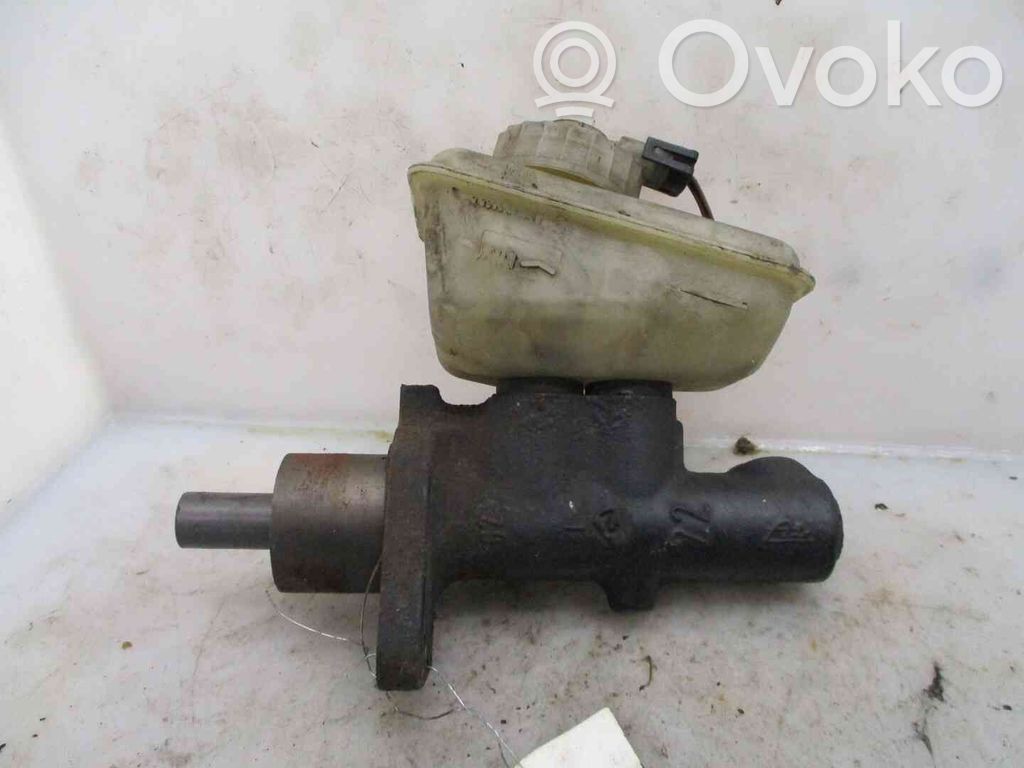 Opel Calibra Główny cylinder hamulca 