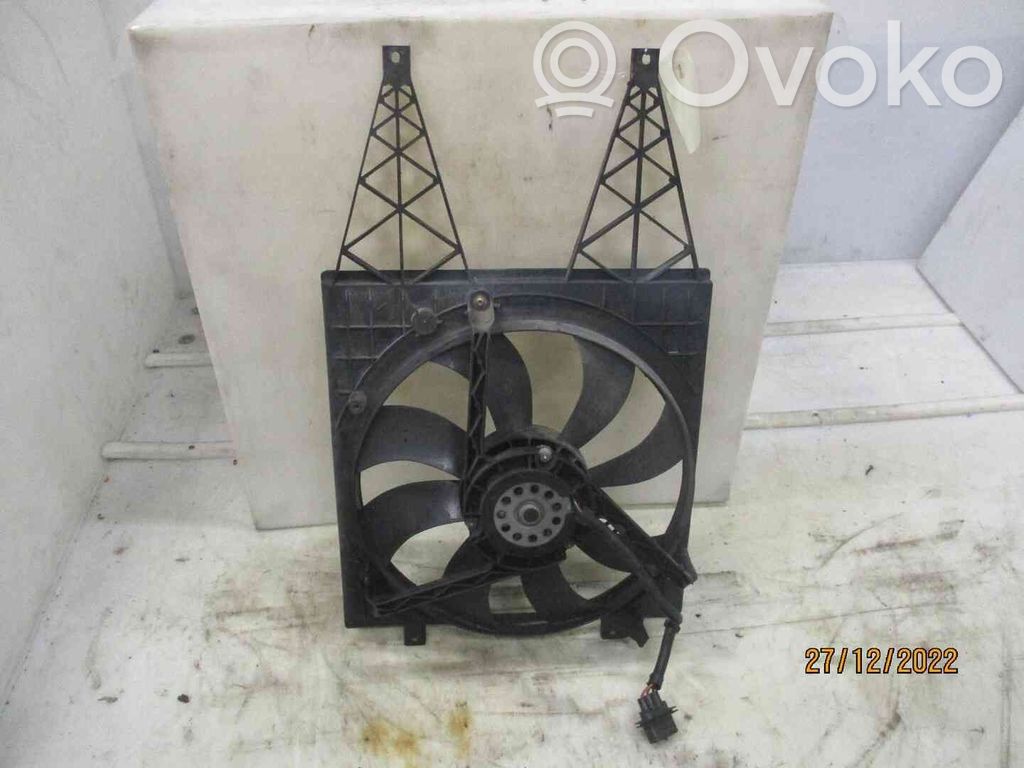 Volkswagen Polo IV 9N3 Ventilator electric răcire radiator 
