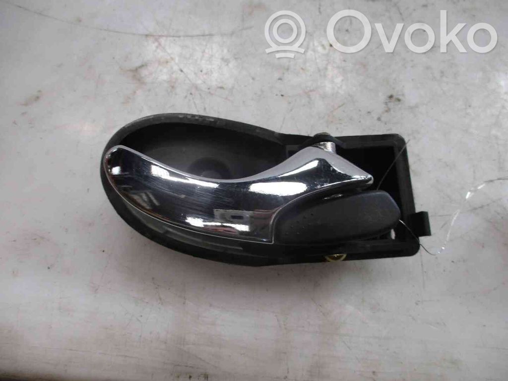 Manecilla interna puerta delantera   1097634,21805052,2514183,VDMS4