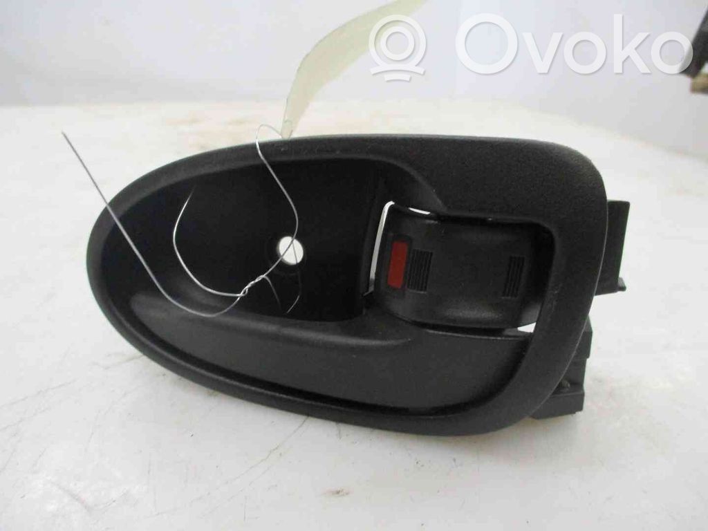 Toyota Yaris Manecilla interna puerta trasera 