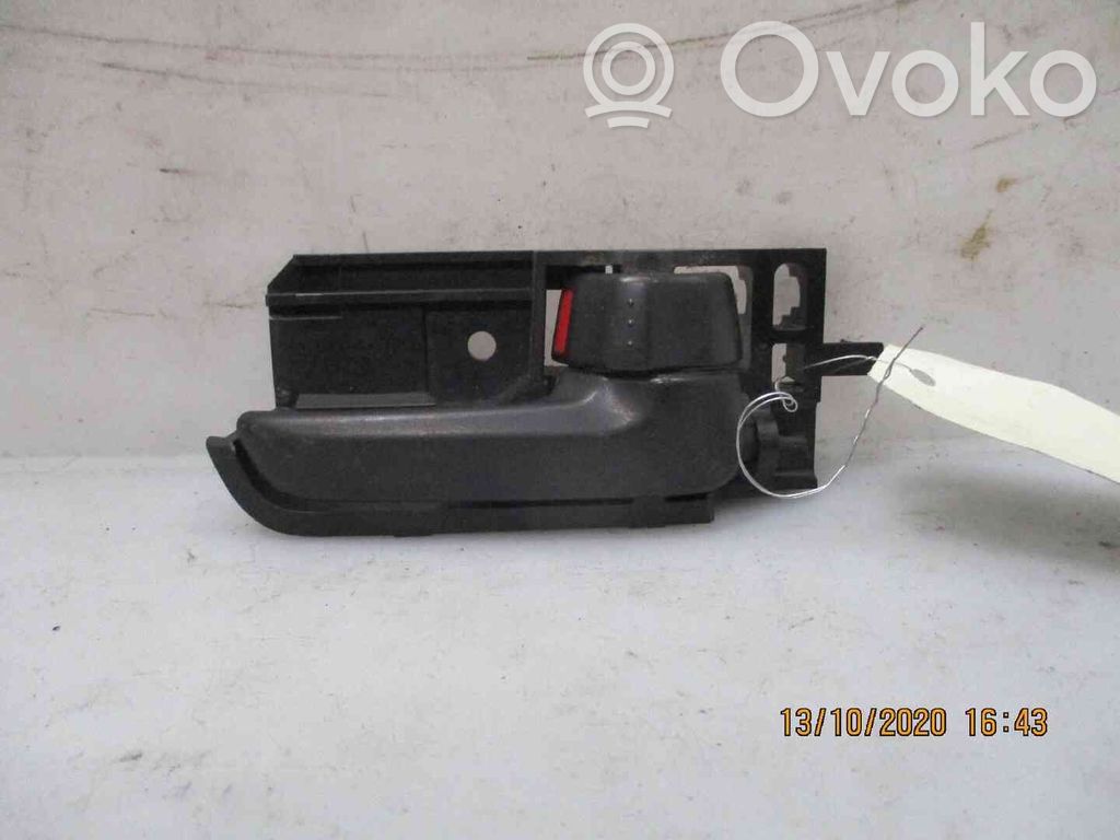 Klamka wewnętrzna drzwi przednich   93195905,22000815,2527311,VDMS4