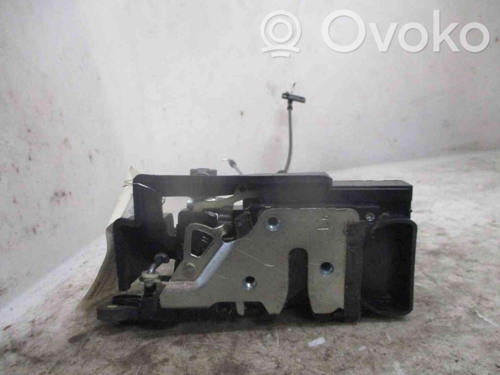 Chevrolet Spark Rear door lock 
