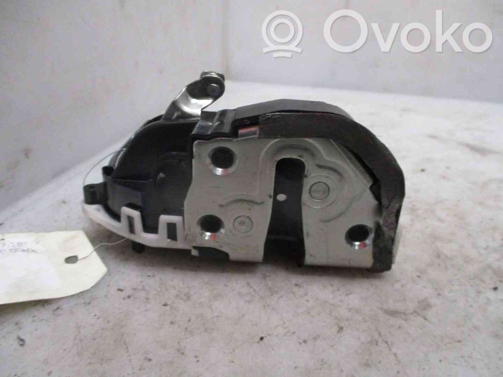 Toyota Yaris Serratura portiera posteriore