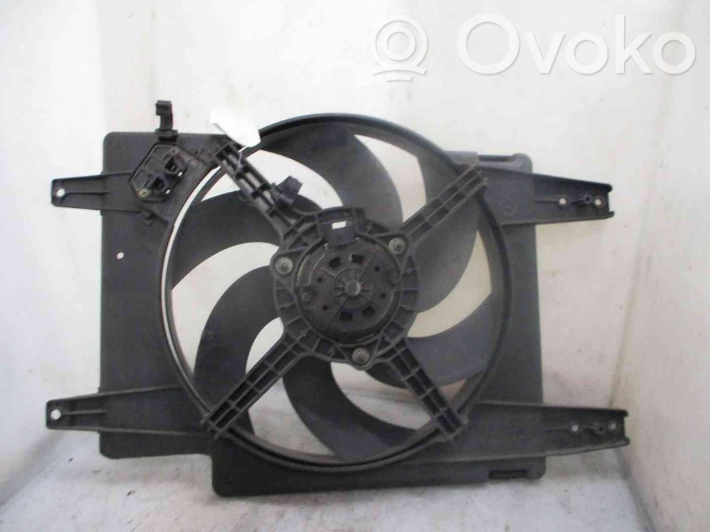 Alfa Romeo 156 Elektrisks radiatoru ventilators 