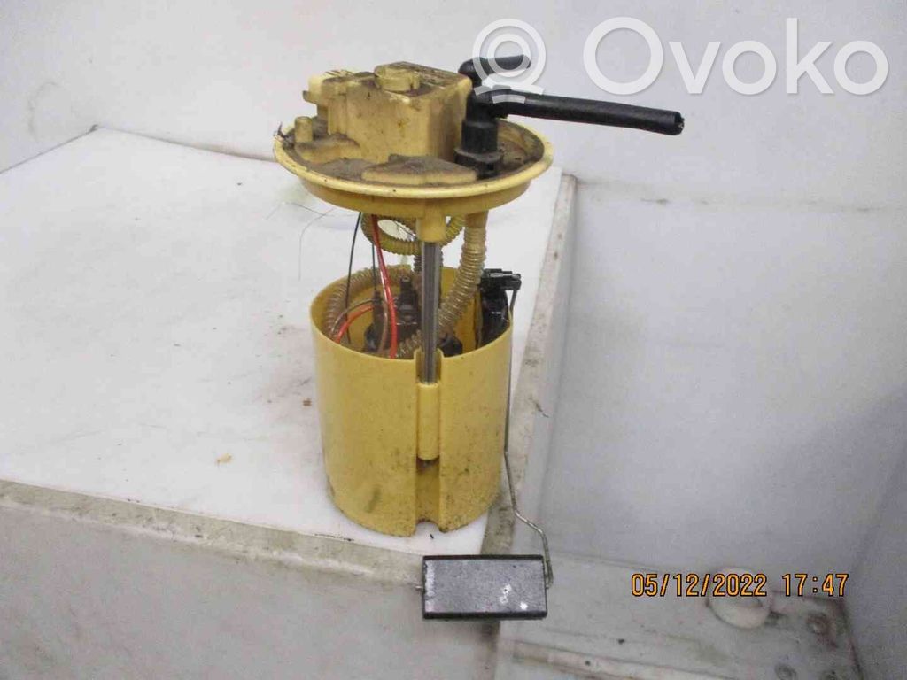 Opel Corsa D Pompa paliwa w zbiorniku 
