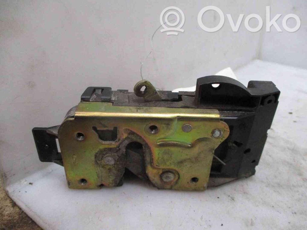 Ford Focus Serratura portiera anteriore 