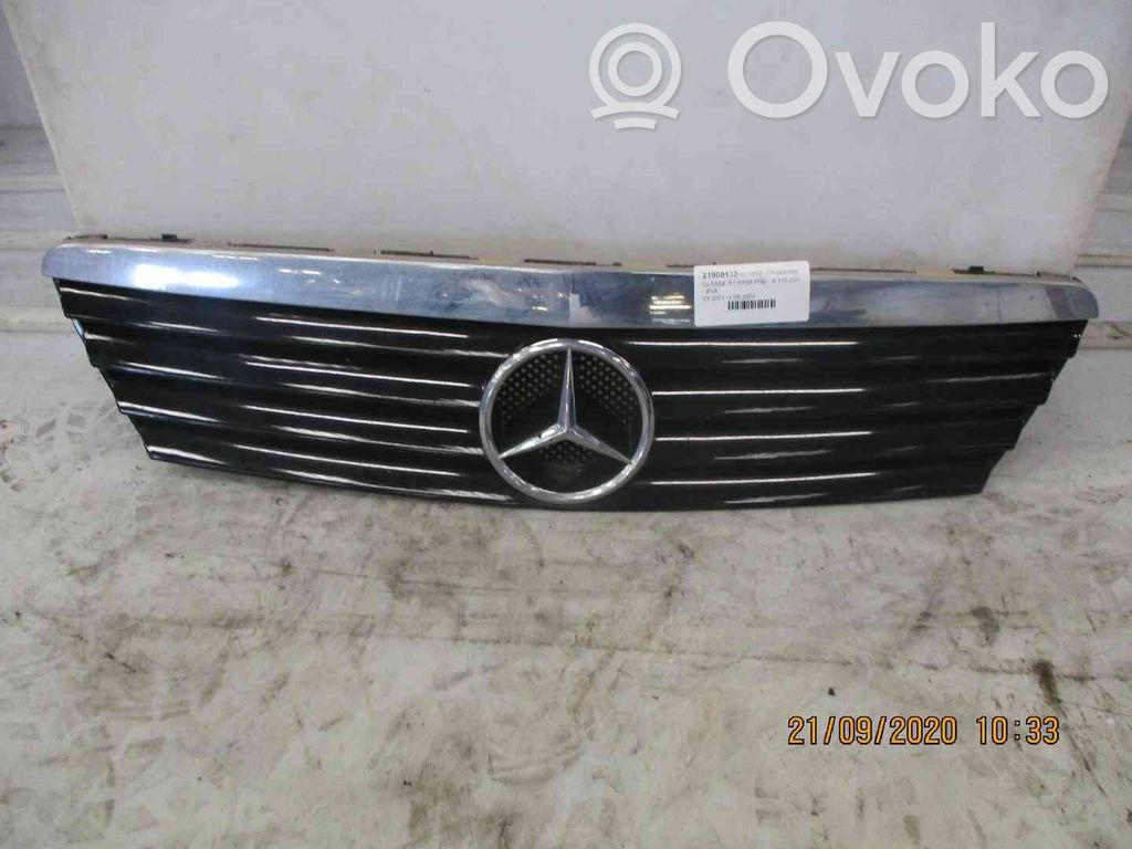 Mercedes-Benz A W168 Maskownica / Grill / Atrapa górna chłodnicy