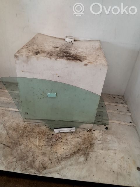 Opel Corsa D Geam ușă față patru uși 