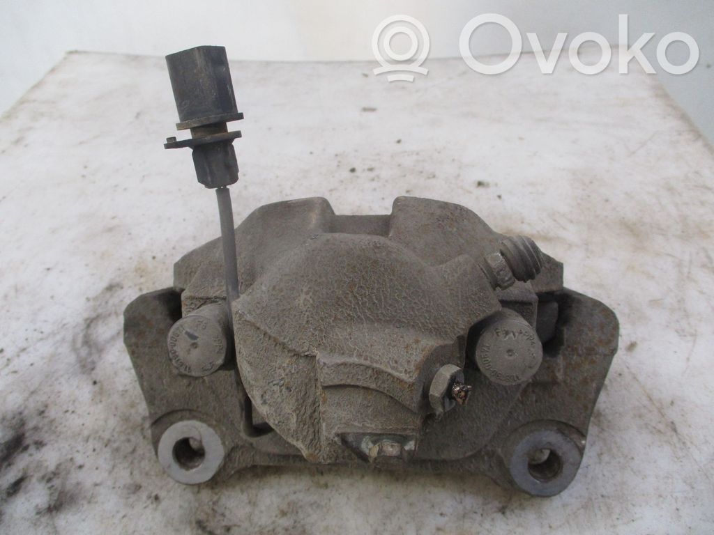 Etujarrusatula   8E0615123C,22500522,5657408,VDMS4