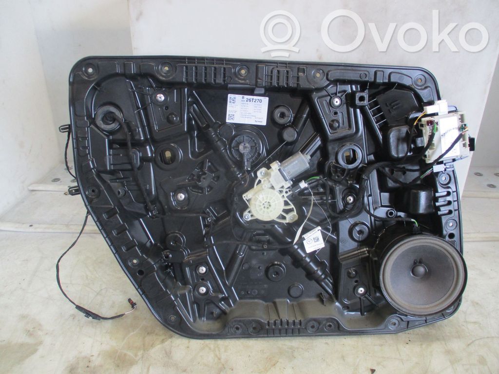 Mercedes-Benz B W247 Elektryczny podnośnik szyby drzwi przednich 