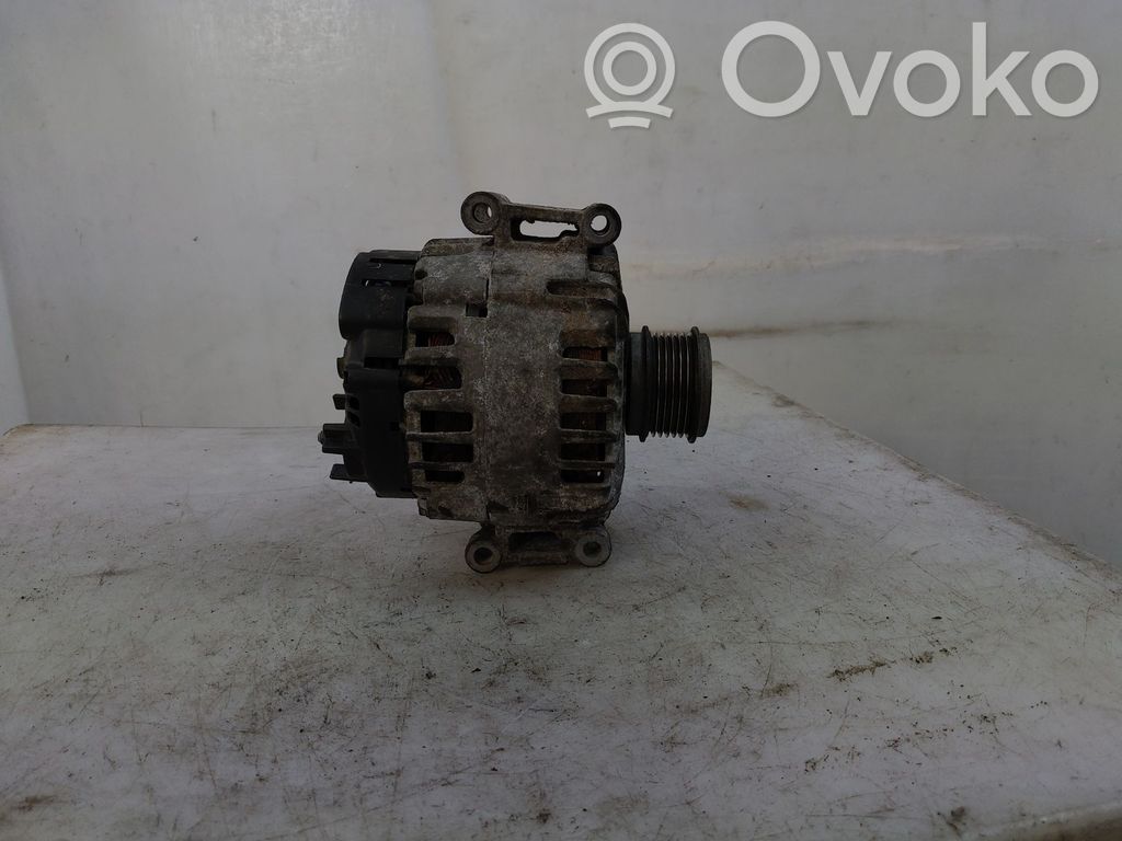 Volkswagen Golf VII Alternator 