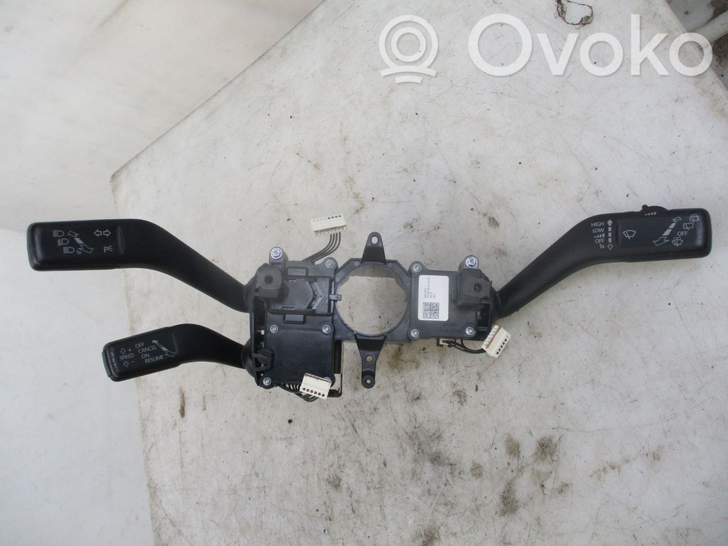 Volkswagen Golf VI Commodo, commande essuie-glace/phare