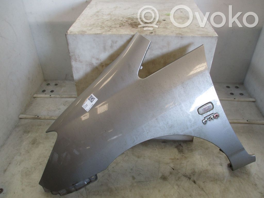 Toyota Corolla Verso E121 Guardabarro 
