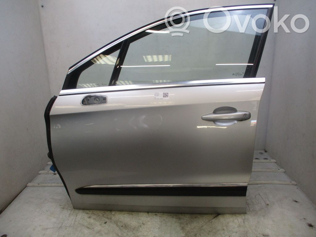 DS Automobiles 4 Portiera anteriore 