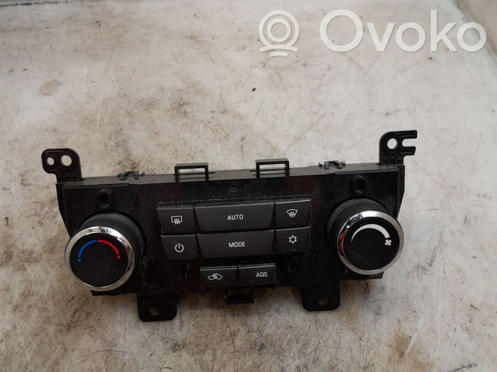 Chevrolet Orlando Unitate control climatizare 