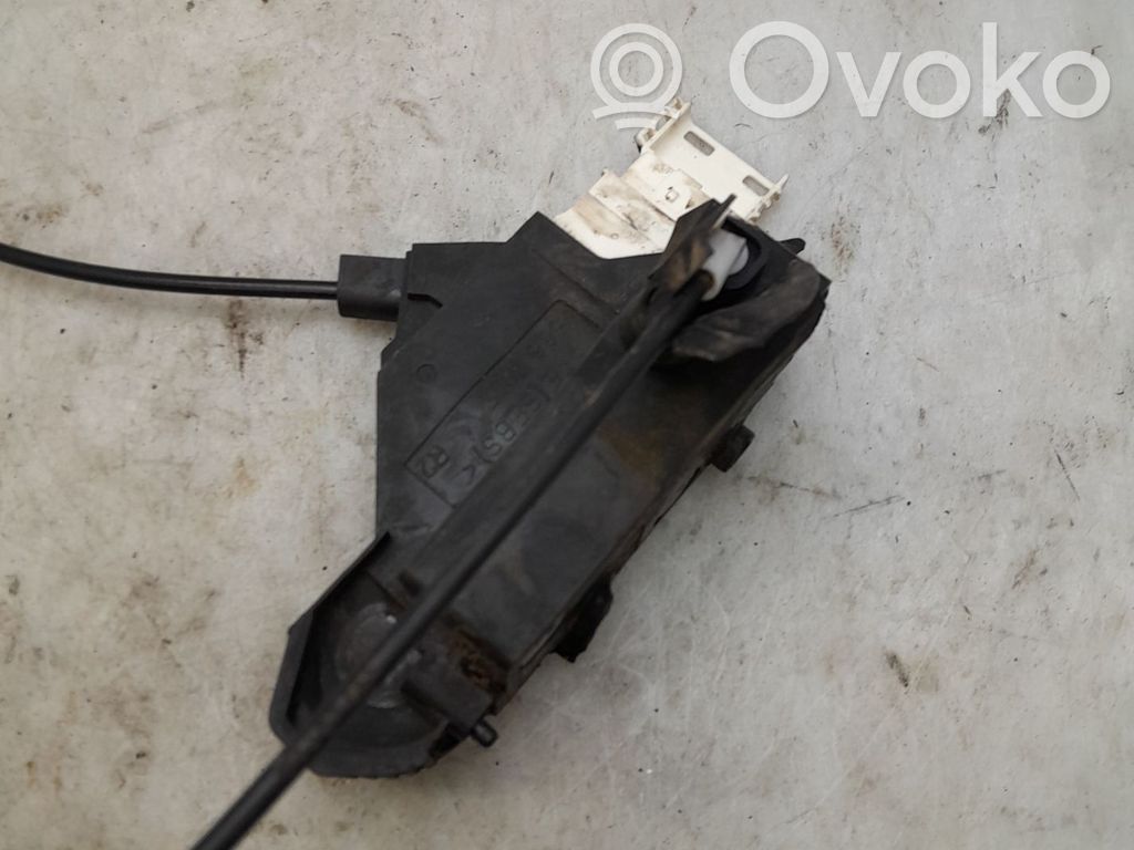 Peugeot 407 Serratura portiera anteriore 