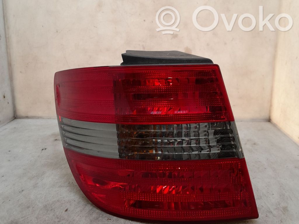 Mercedes-Benz B W245 Lampă spate în caroserie 