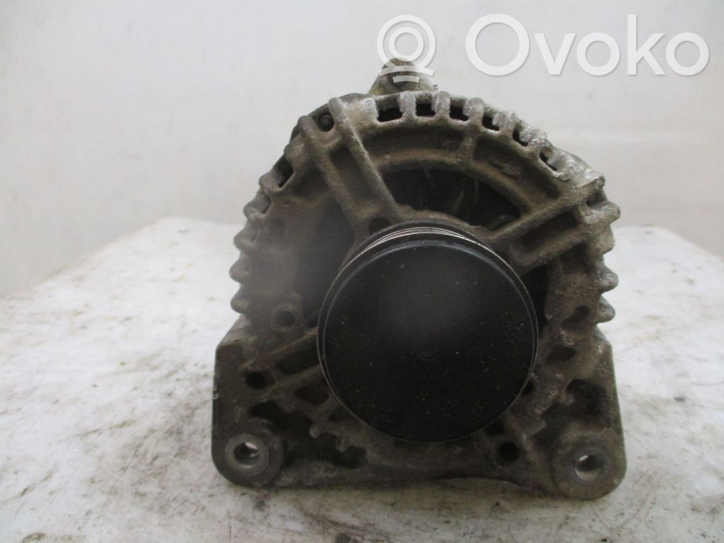 Renault Clio III Generator/alternator 
