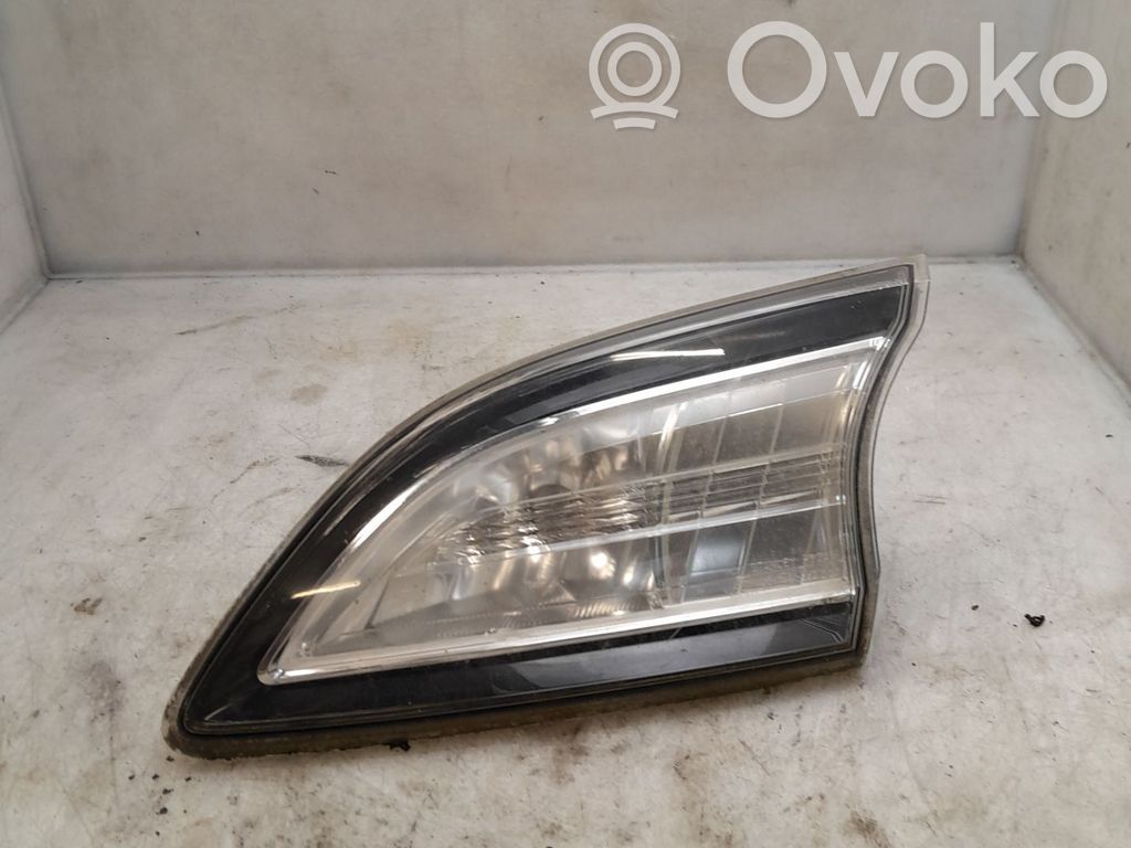 Mazda 3 II Takaluukun takavalot 