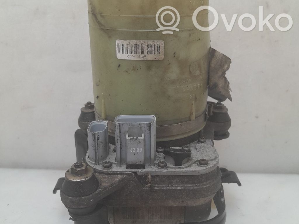 Ford Focus Power steering pump 
