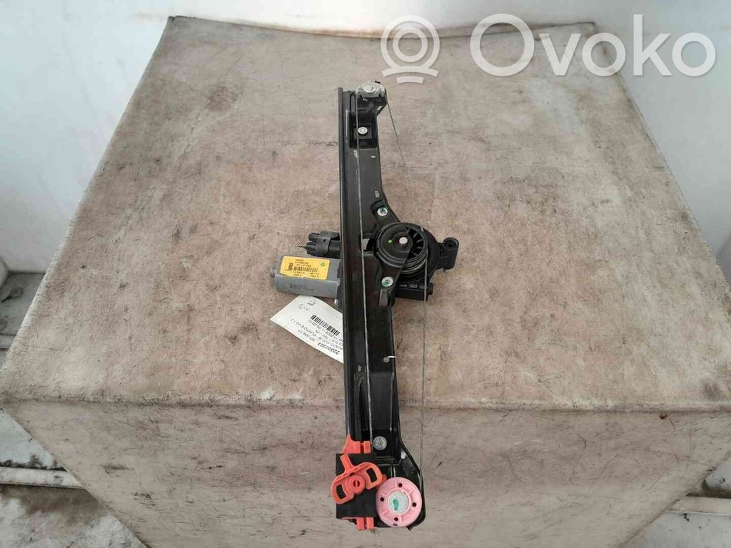 Fiat Punto Evo Macara ușă față cu motor 