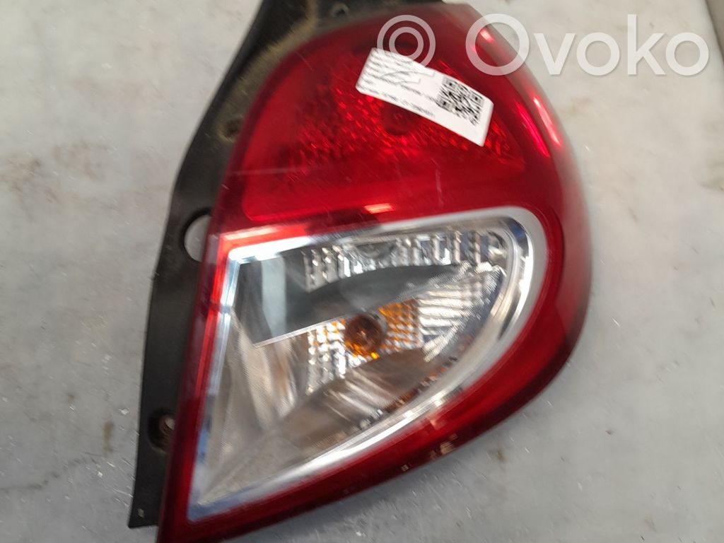 Renault Clio III Lampa tylna