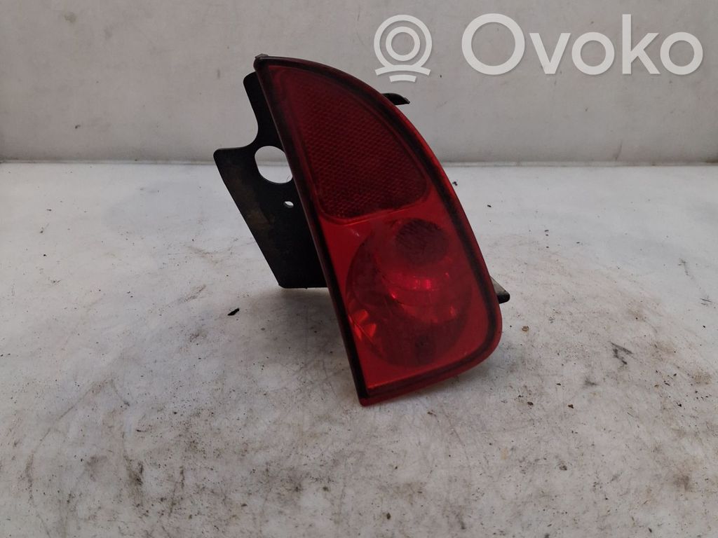 Renault Espace IV Lampy tylnej klapy bagażnika 