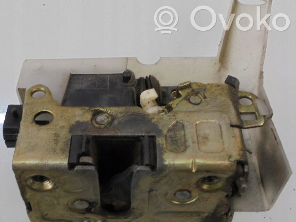 Renault Scenic I Rear door lock 