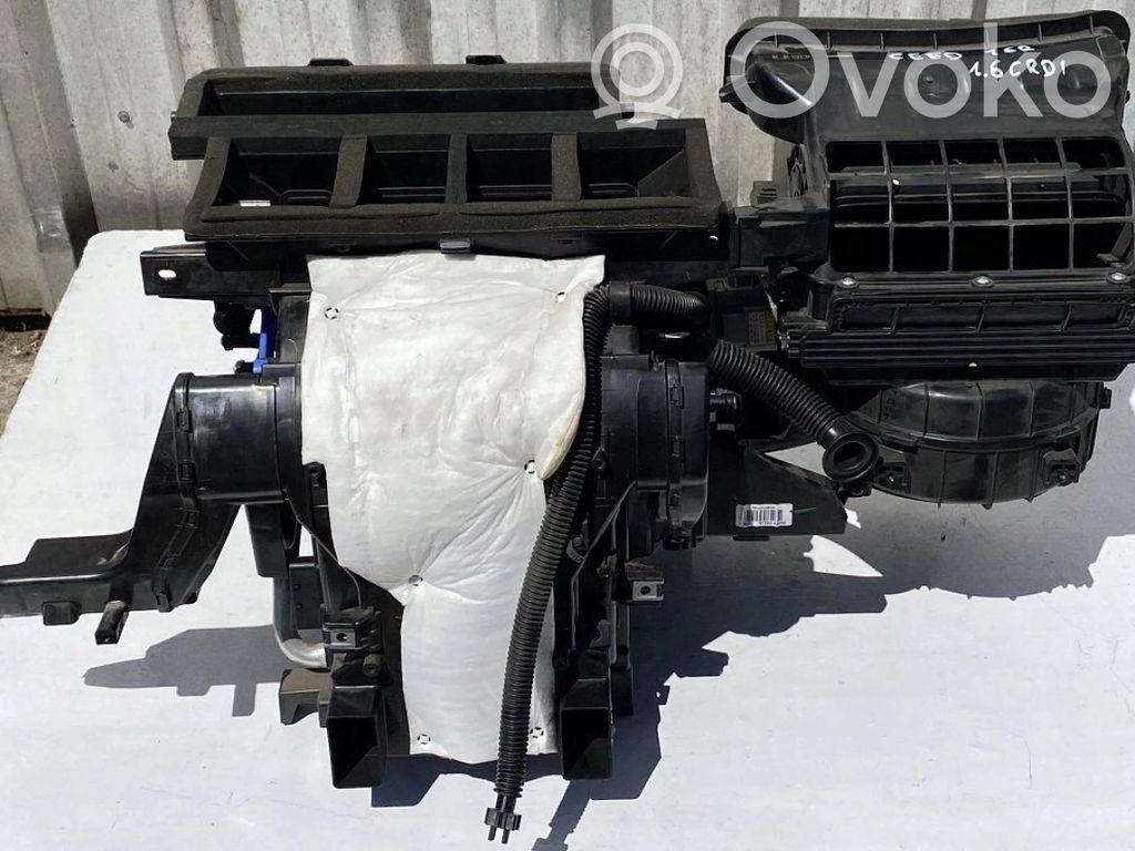 KIA Ceed Radiateur soufflant de chauffage 
