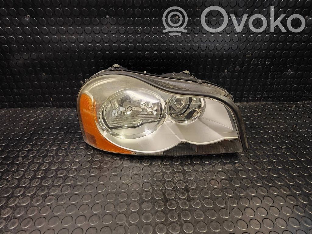Volvo XC90 Lampa przednia 