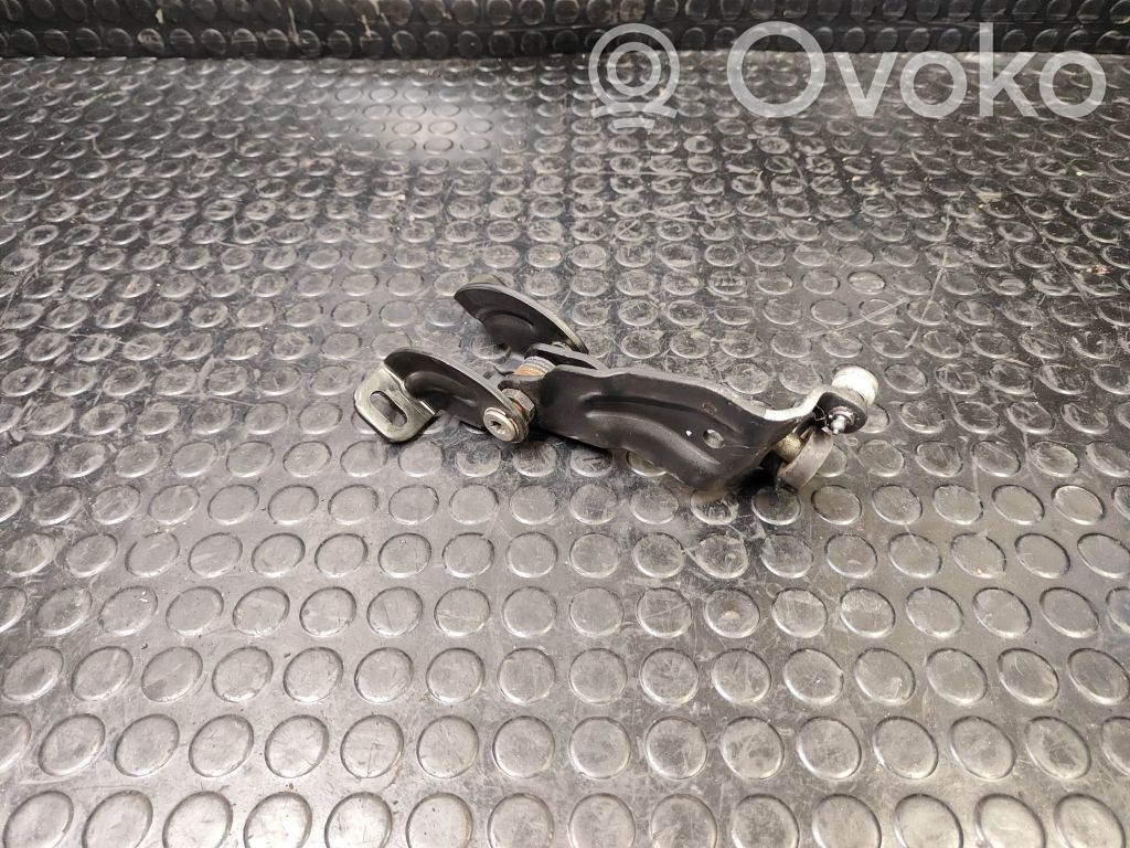 Seat Alhambra (Mk2) Guida a rullo centrale per portellone scorrevole 