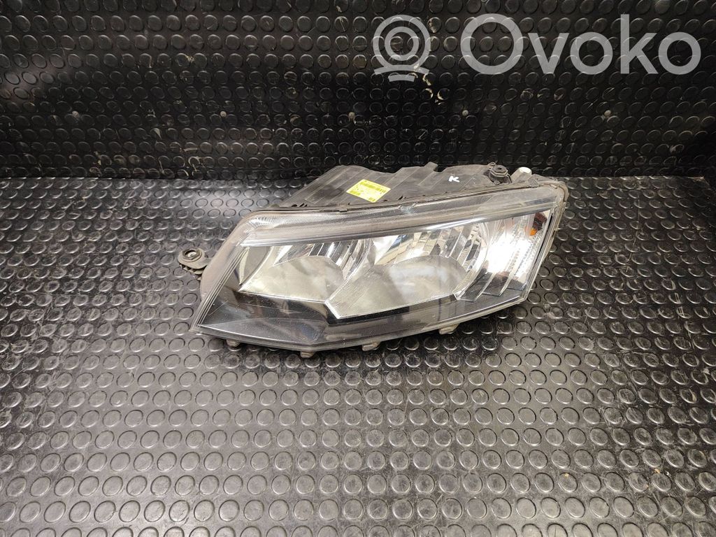 Skoda Octavia Mk3 (5E) Lampa przednia 